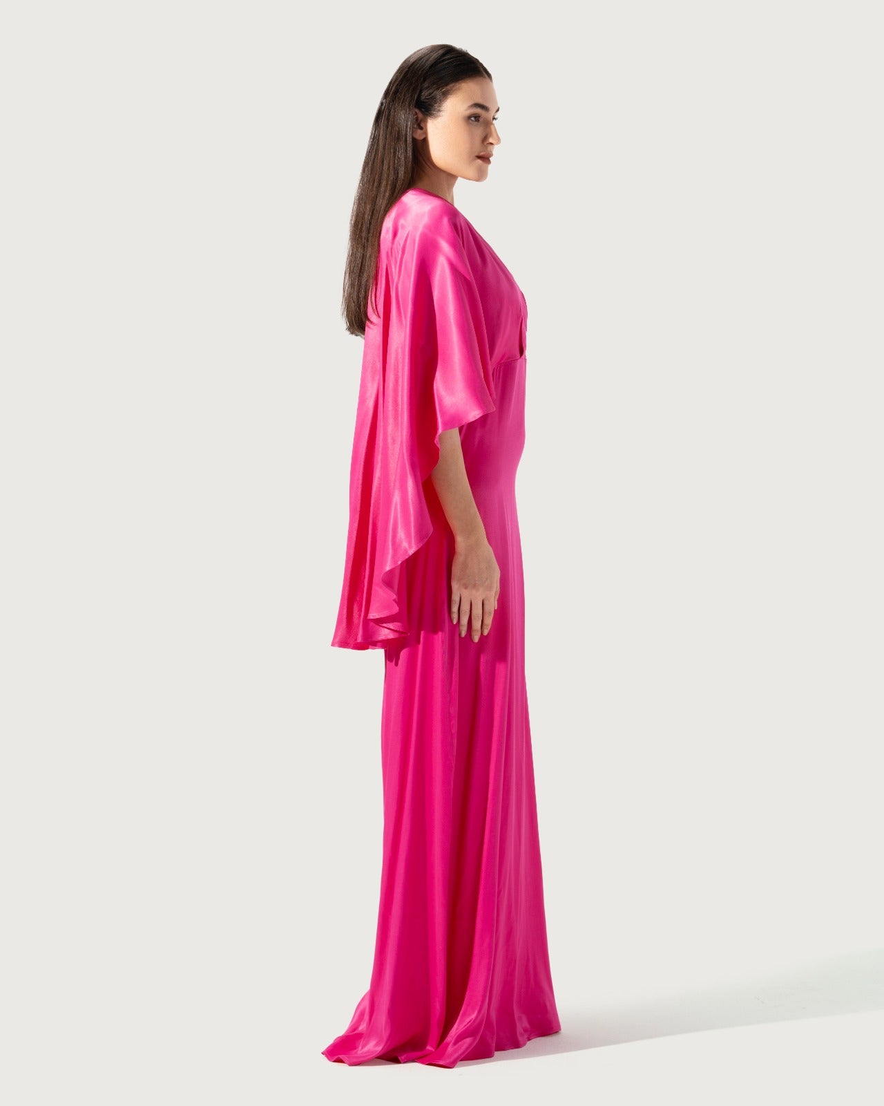LONG DRESS V-NECKLINE DRAPED WITH CAPE SLEEVE
