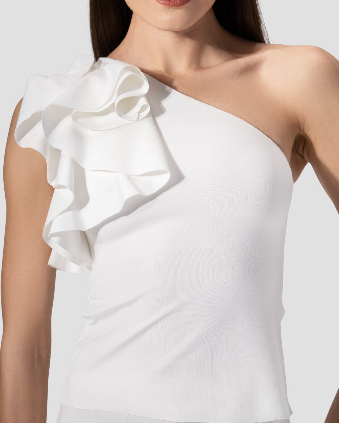 ASYMMETRIC TOP WITH RUFFLES