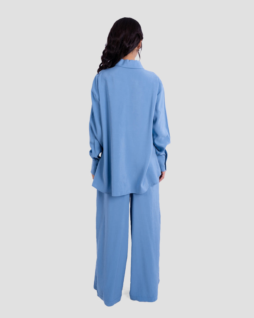 ASYMMETRIC HEM SHIRT