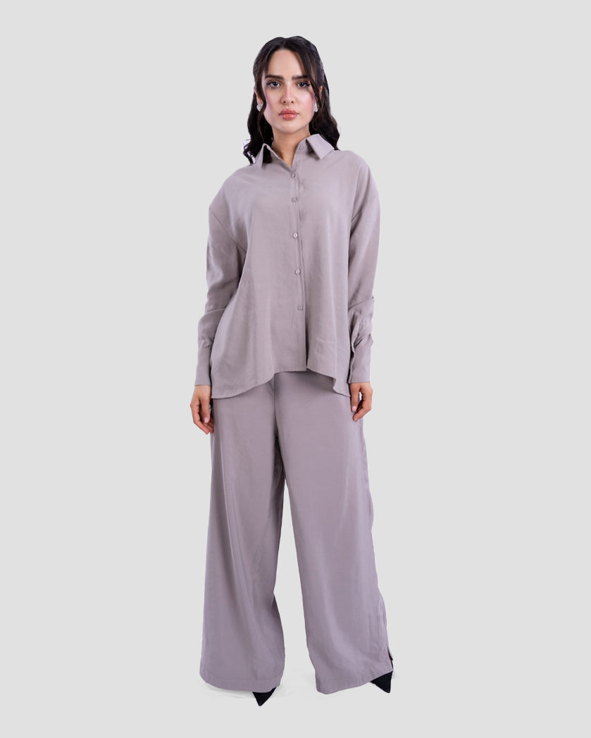 ASYMMETRIC HEM SHIRT