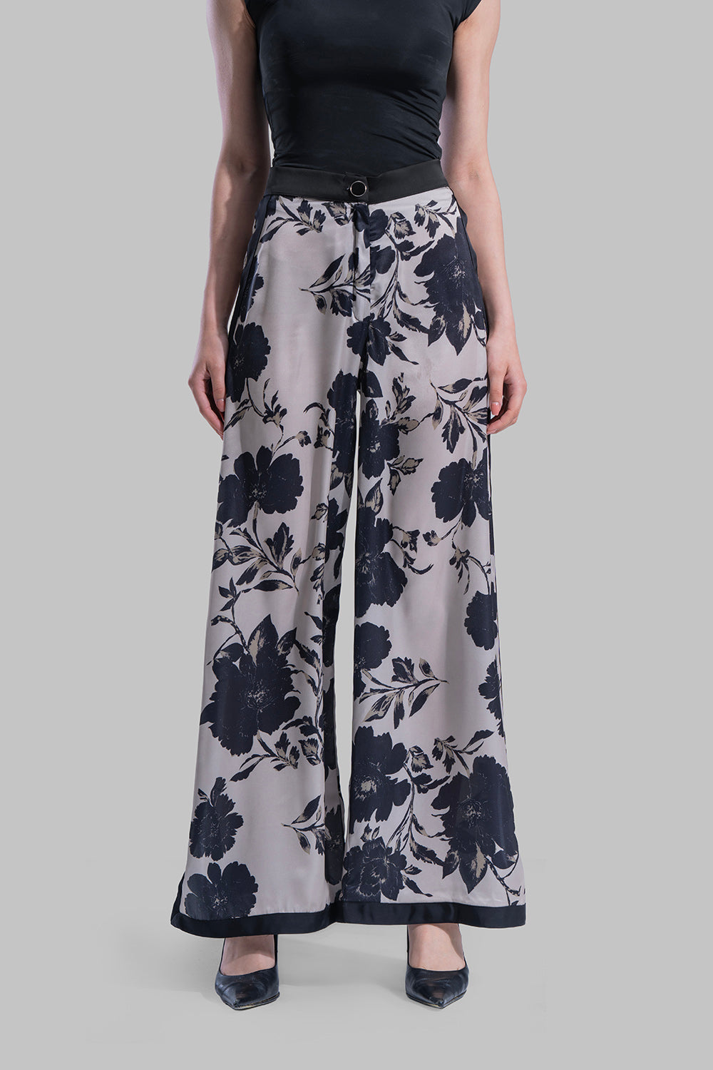 بنطلون مستقيم بخصر عالٍ