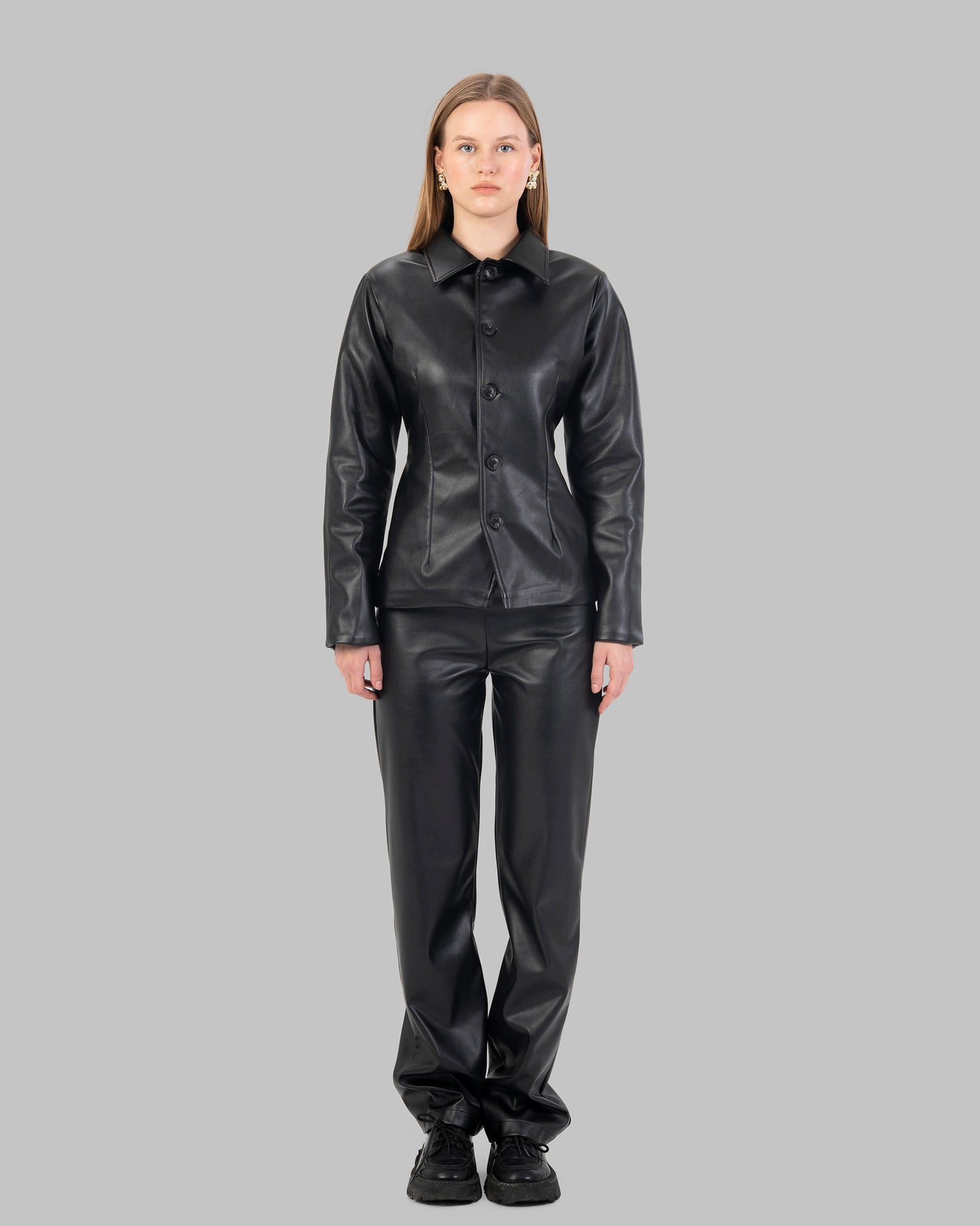 بنطال جلدي مستقيم طويل