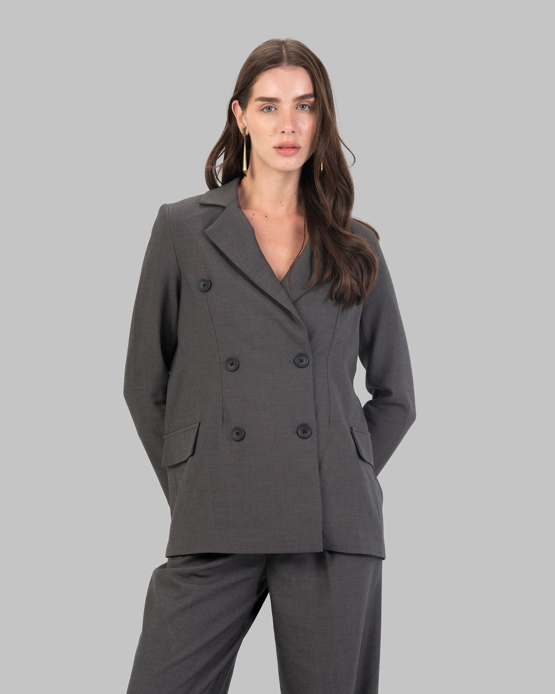 بليزر مزدوج الصدر.