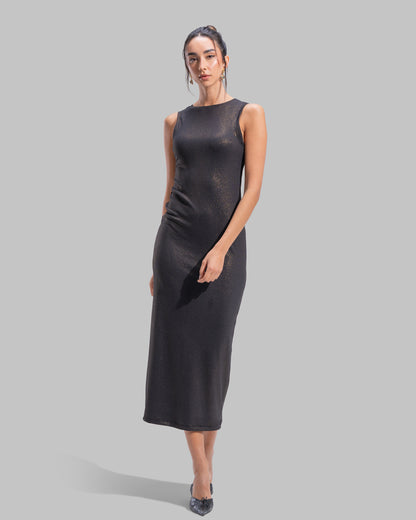 Sleeveless ribbed maxi dress with a round neckline and a tight-fit silhouette.